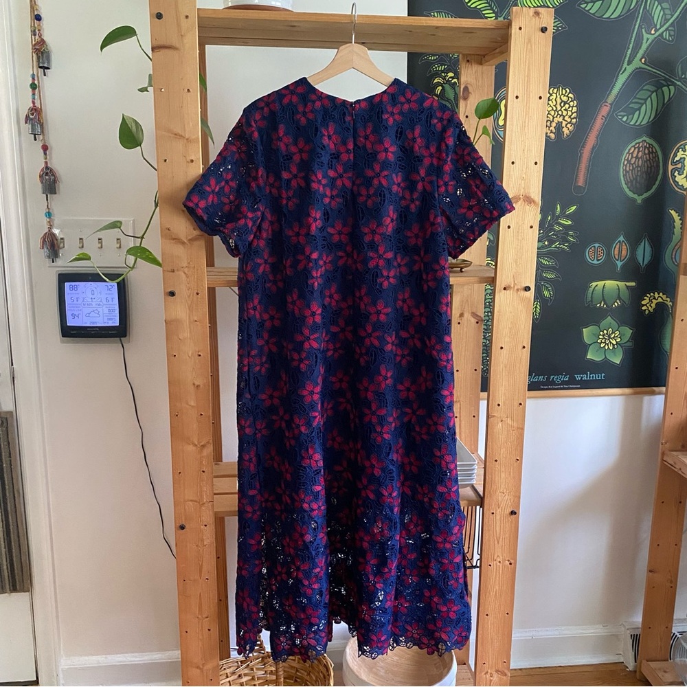 Tuckernuck Pomander Place Midnight Floral Lace Seraphina Midi Dress - Picture 9 of 16
